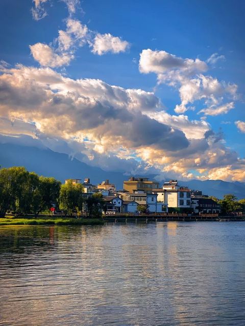 ทะเลสาบเอ๋อไห่ ภาพที่ 4