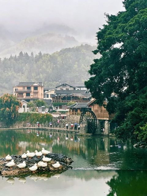 อวิ๋นสุ่ยเหยา · เหอกุ้ยโหลว ภาพที่ 19